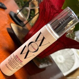 Color Wow Raise the Root Spray - White